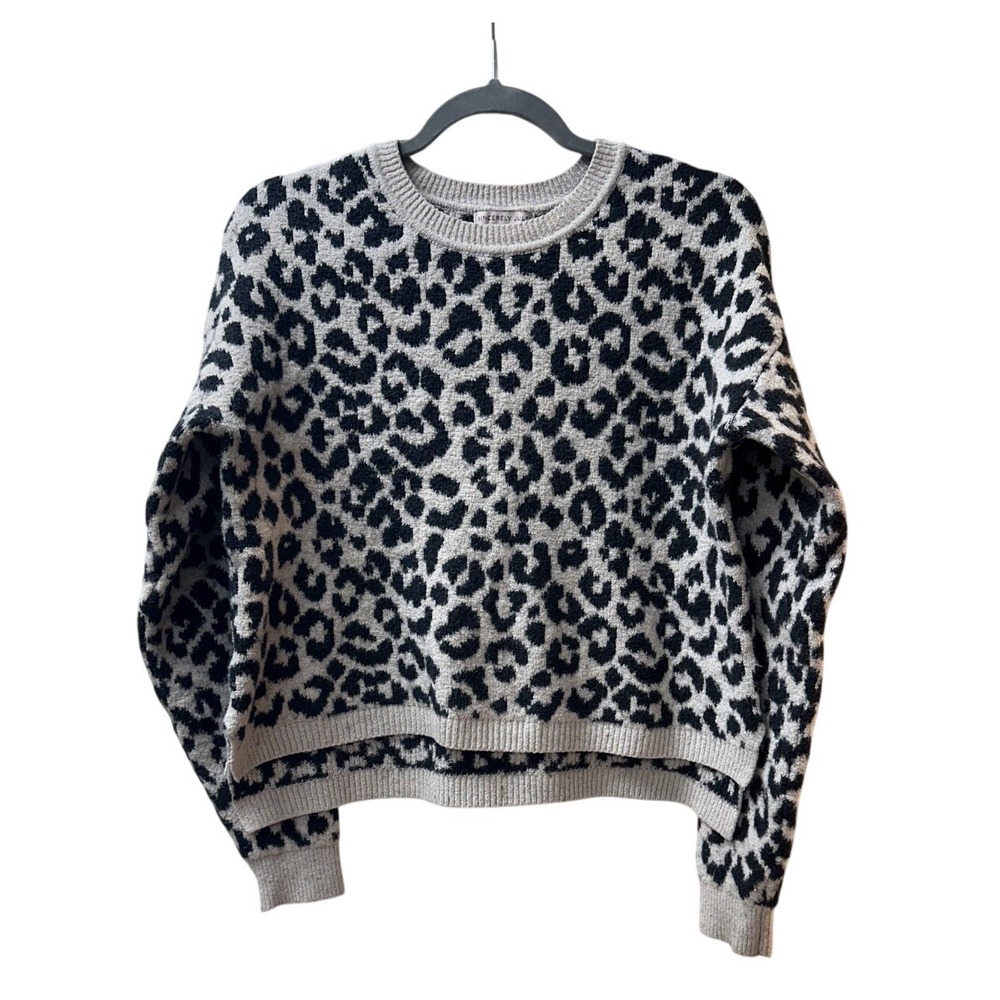 Leopard Print Crewneck Sweater Grey Black Animal Print High-Low Size M